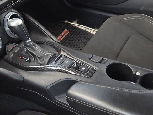Used 2020 Chevrolet Camaro SS RWD image 15