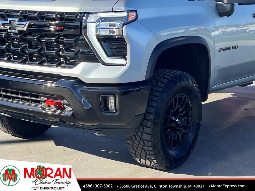 Certified 2024 Chevrolet Silverado 2500 ZR2 w/ LPO, Dark Essentials Package AWD/4WD image 11