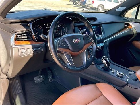 Used 2020 Cadillac XT5 Premium Luxury image 14
