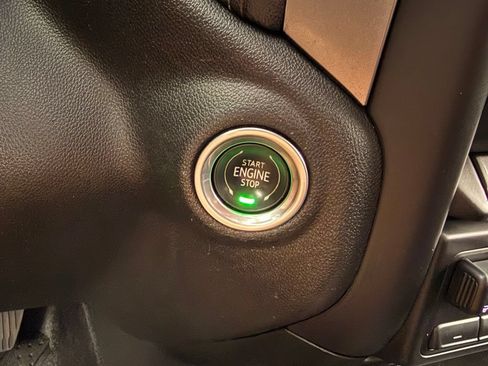 Used 2019 Chevrolet Silverado 1500 LT Trail Boss AWD/4WD image 29