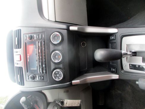 Used 2015 Subaru Forester 2.5i Premium w/ All-Weather Package image 12