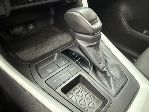 Used 2024 Toyota RAV4 XLE Premium image 12