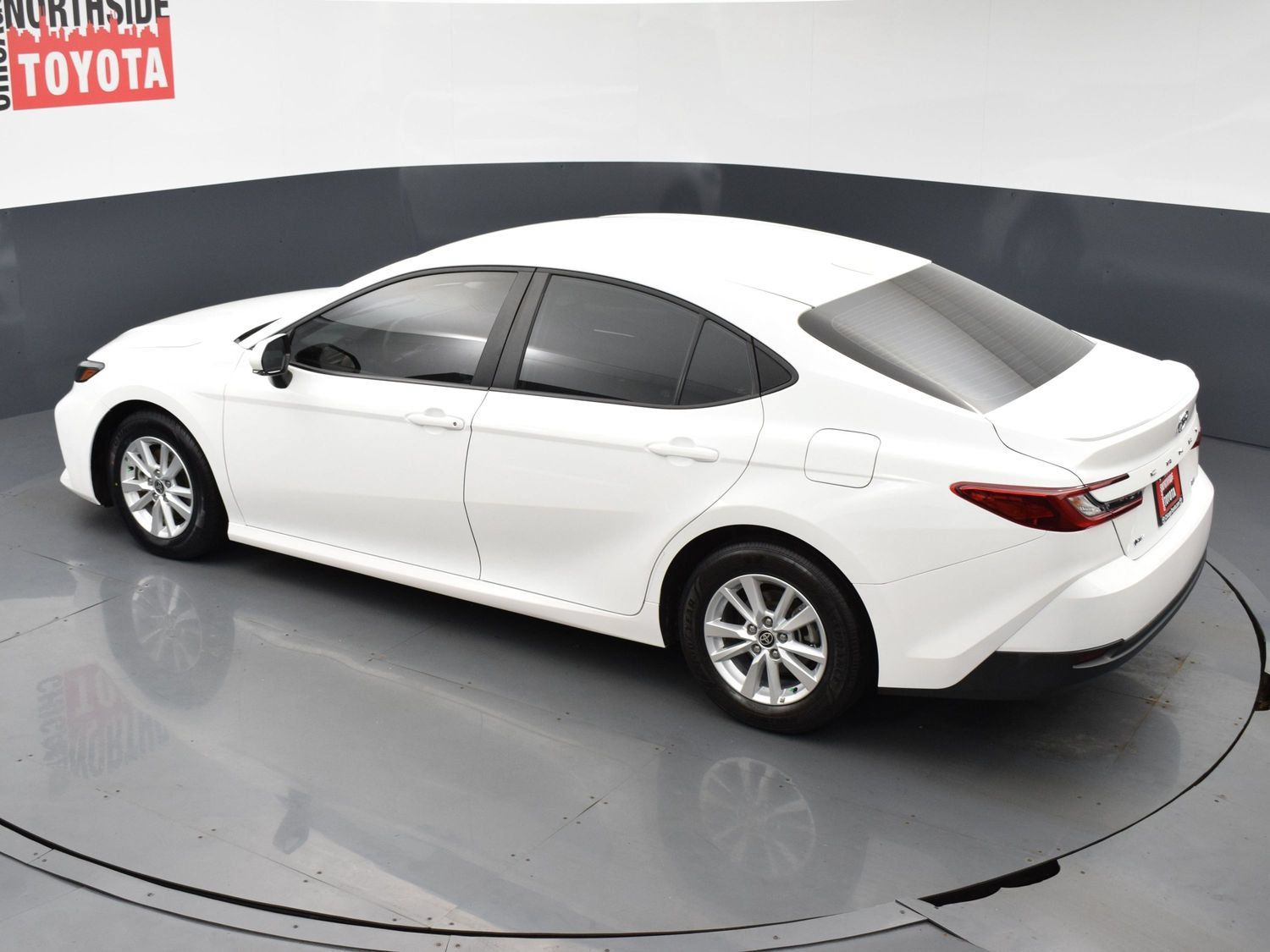 Used 2025 Toyota Camry LE w/ Convenience Package FWD image 20