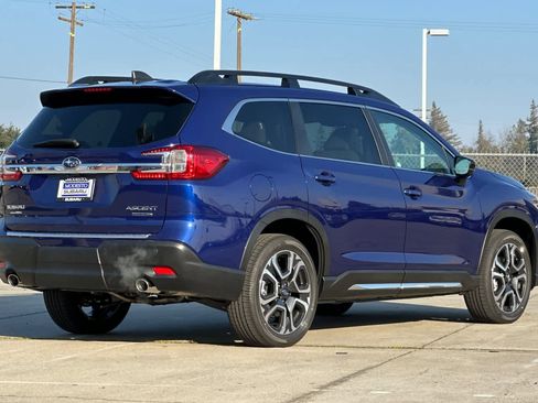 New 2026 Subaru Ascent Limited image 3