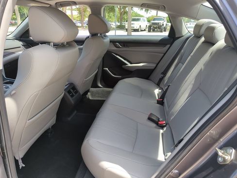 Used 2019 Honda Accord Touring image 22
