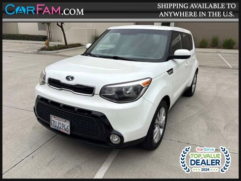 Used 2016 Kia Soul + image 1