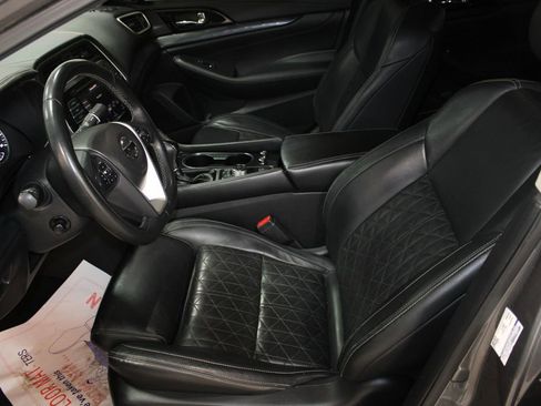 Used 2020 Nissan Maxima Platinum w/ Sport Mat Group FWD image 18