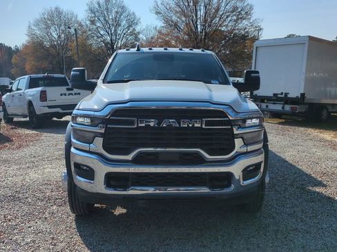 New 2026 RAM 5500 Tradesman w/ Chrome Appearance Group image 8