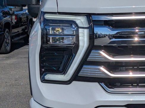New 2026 Chevrolet Silverado 3500 High Country w/ High Country Premium Package AWD/4WD image 10