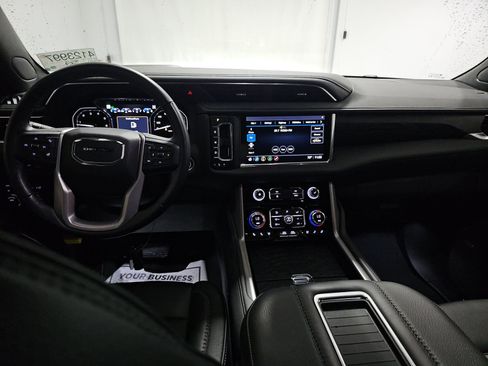 Used 2021 GMC Yukon Denali AWD/4WD image 12