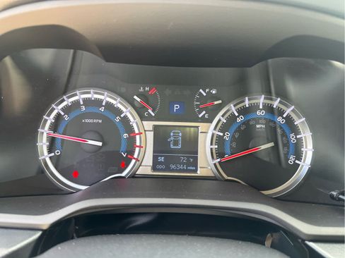 Used 2017 Toyota 4Runner Limited image 26