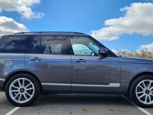Used 2017 Land Rover Range Rover Supercharged image 5
