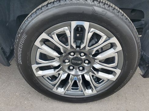 Used 2024 GMC Sierra 1500 Denali Ultimate image 29