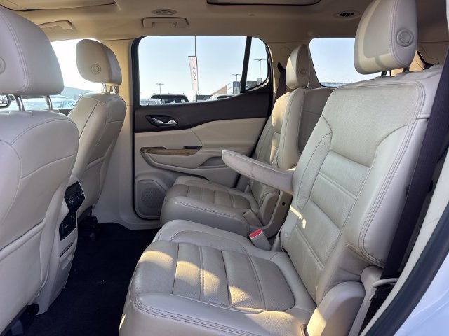 Used 2017 GMC Acadia Denali w/ Technology Package FWD image 13