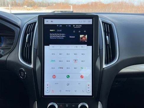 Used 2024 Ford Edge SEL w/ Convenience Package image 24