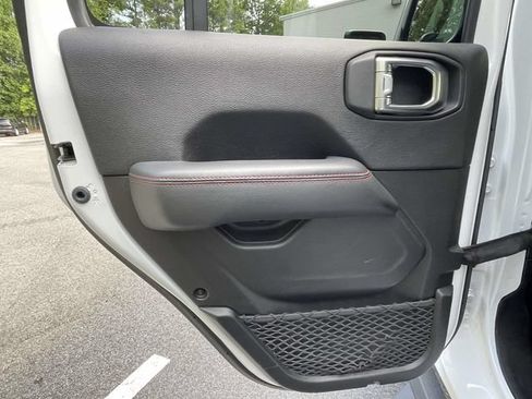 Used 2019 Jeep Wrangler Unlimited Rubicon AWD/4WD image 14