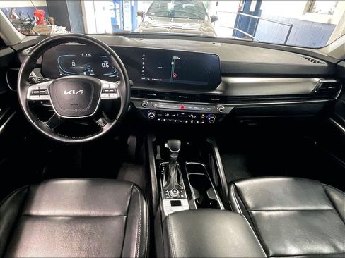 Used 2024 Kia Telluride LX AWD/4WD image 22