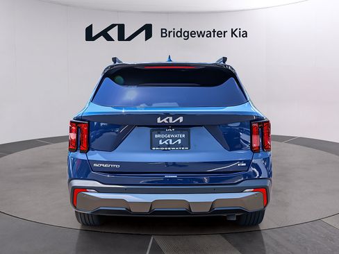 Certified 2024 Kia Sorento X-Line EX AWD/4WD image 5