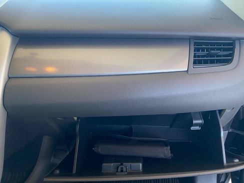 Used 2013 Ford Edge SEL FWD image 39