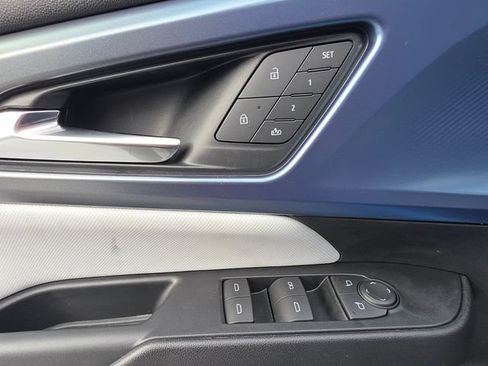 New 2026 Chevrolet Equinox EV LT w/ Active Safety Package 3 FWD image 23
