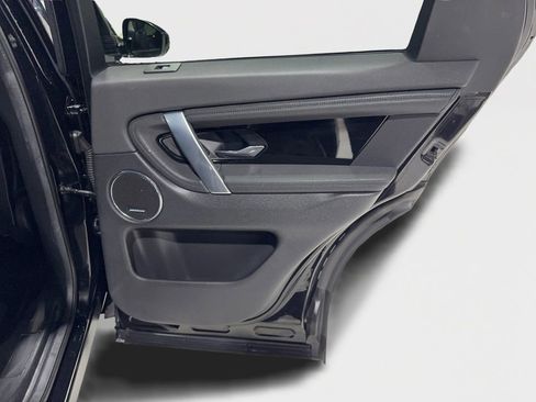 Used 2020 Land Rover Discovery Sport S image 27