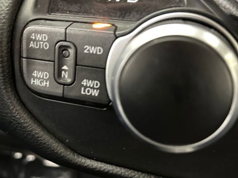 Used 2020 RAM 1500 Big Horn AWD/4WD image 16
