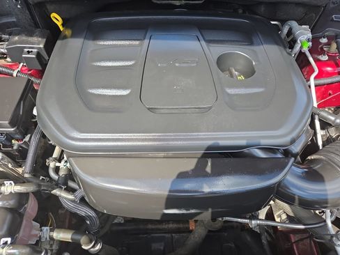 Used 2021 Jeep Grand Cherokee Overland AWD/4WD image 18