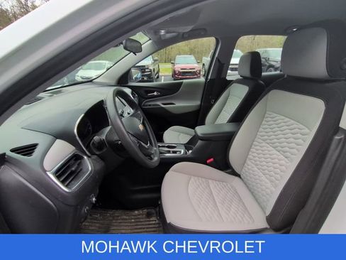 Used 2021 Chevrolet Equinox LS AWD/4WD image 10