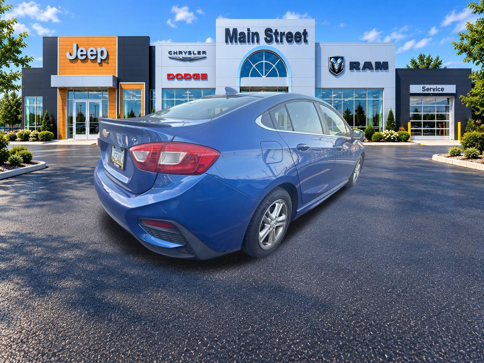 Used 2016 Chevrolet Cruze LT w/ Sun And Sound Package FWD image 5