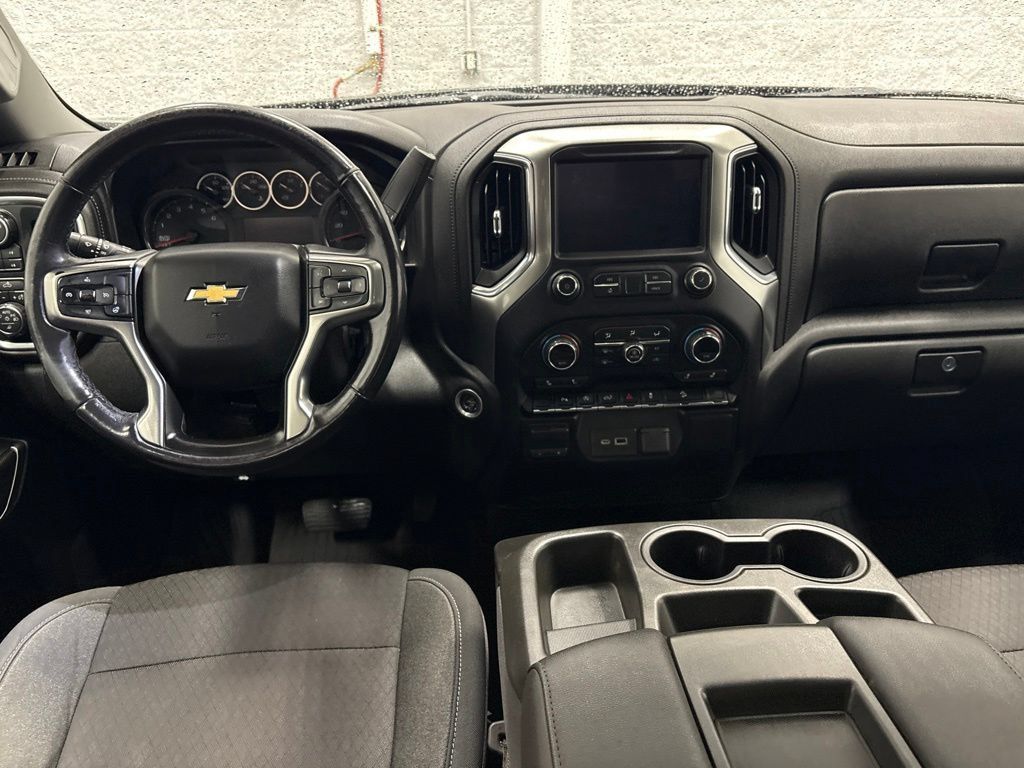 Used 2021 Chevrolet Silverado 1500 LT AWD/4WD image 14