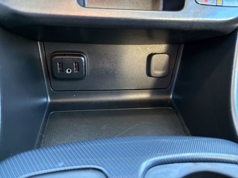 Used 2019 Chevrolet Colorado Z71 image 32