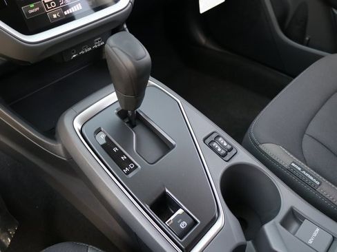 Used 2025 Subaru Crosstrek 2.0i Premium image 31