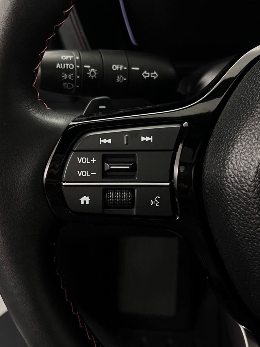 Certified 2025 Honda Pilot TrailSport image 12