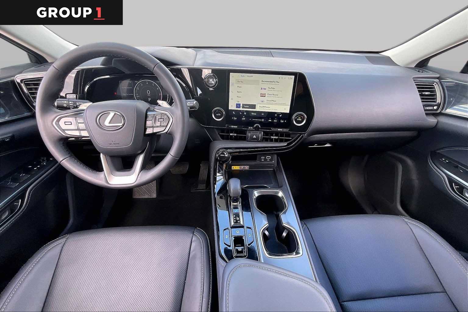 Used 2025 Lexus NX 250 FWD w/ Accessory Package (2T) image 13