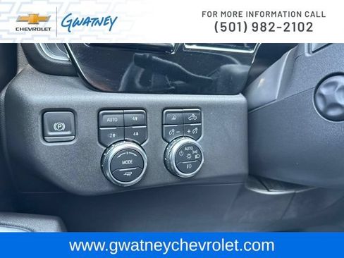 Used 2025 GMC Sierra 1500 SLT w/ SLT Premium Plus Package AWD/4WD image 22