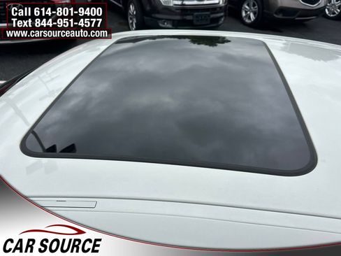 Used 2020 BMW 330i xDrive Sedan w/ Convenience Package AWD/4WD image 8