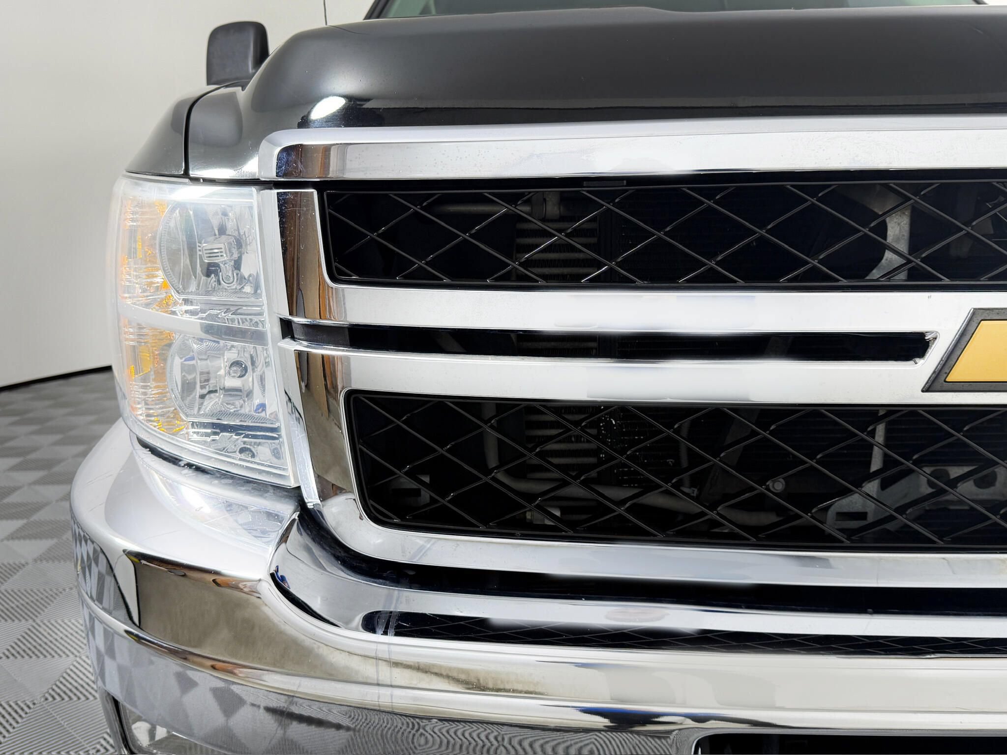 Used 2012 Chevrolet Silverado 3500 LTZ w/ LTZ Plus Package AWD/4WD image 4