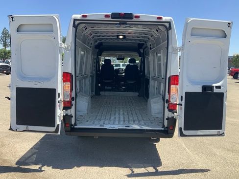 Used 2025 RAM ProMaster 3500 w/ Convenience Group FWD image 7