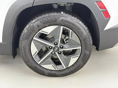 Used 2025 Hyundai Tucson SEL FWD image 36