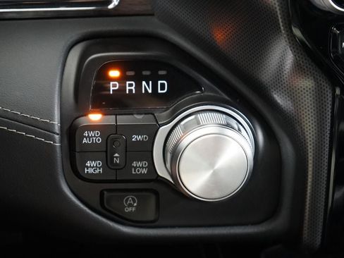 Used 2023 RAM 1500 Limited AWD/4WD image 17