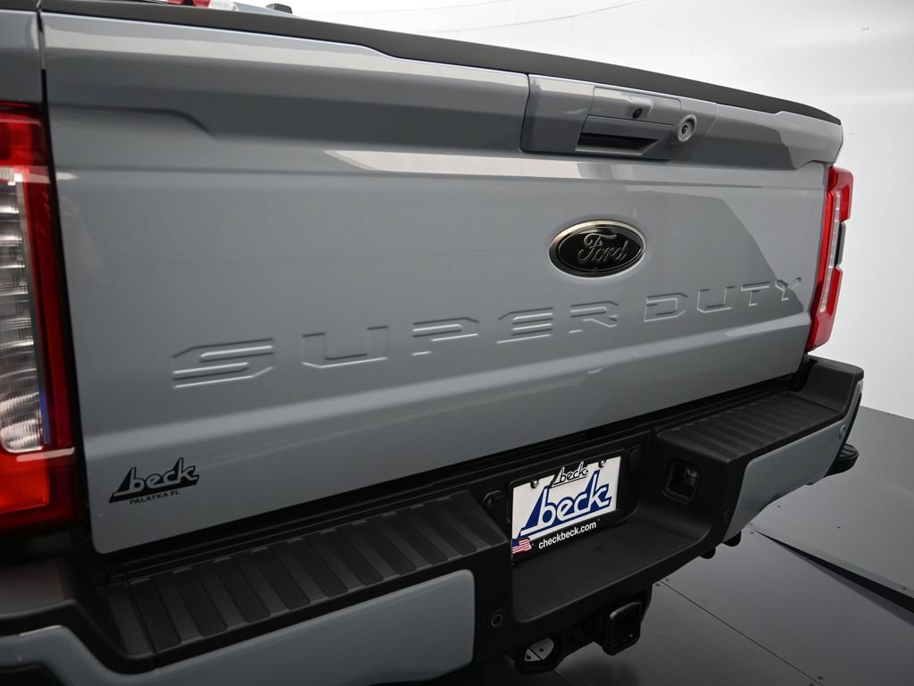 New 2026 Ford F250 Lariat w/ Black Appearance Package AWD/4WD image 24