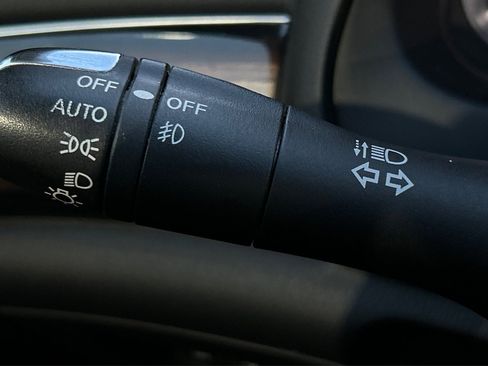 Used 2016 INFINITI Q70 L 3.7 w/ Deluxe Touring Package image 46