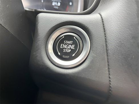 Certified 2023 GMC Yukon SLT image 15