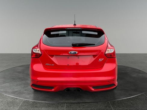 Used 2013 Ford Focus ST FWD image 9
