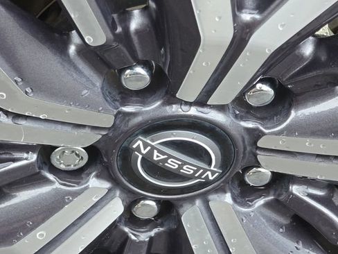 Certified 2024 Nissan Kicks SV w/ Interior Electronics Package FWD image 10