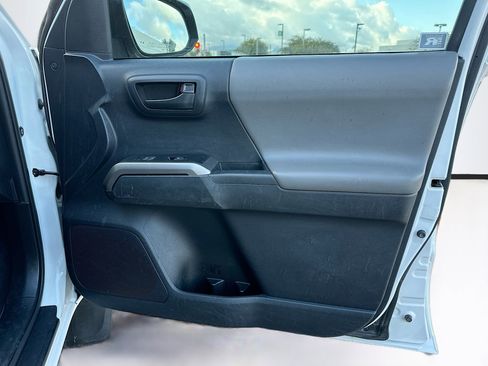 Used 2021 Toyota Tacoma SR5 image 29