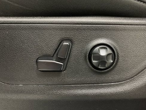 Used 2019 RAM 1500 Big Horn AWD/4WD image 18
