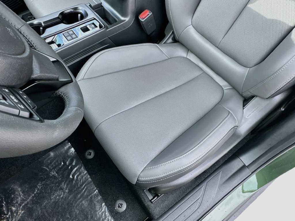 New 2026 Subaru Outback Limited AWD/4WD image 20