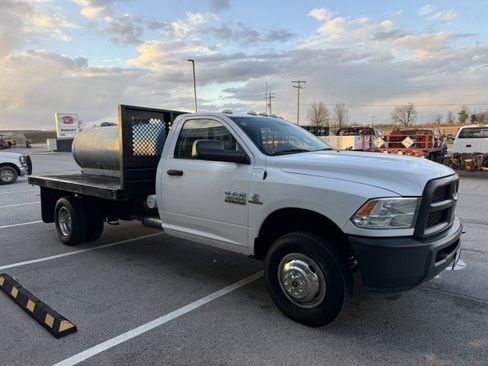 Used 2017 RAM 3500 Tradesman image 4