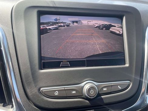 Certified 2024 Chevrolet Equinox LS w/ LS Convenience Package FWD image 18